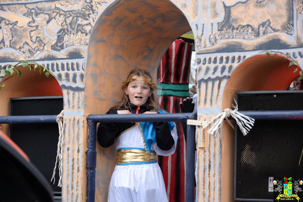 ../Images/Grote optocht 2019 129.jpg